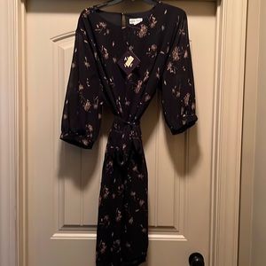 NWT Ava & Vic Lightweight Dress